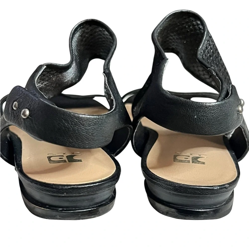 Joe’s Jeans Women’s Rochelle Sandals Flats Black Leather Size 8.5